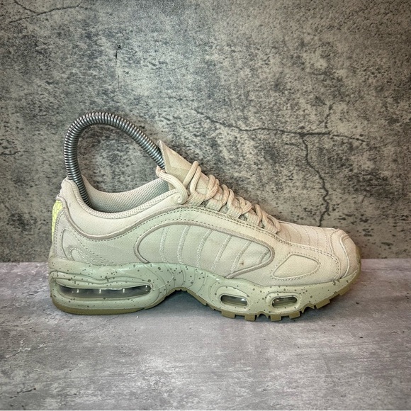 Nike Air Max Tailwind 4 Running Shoes Womens sz 6 - Picture 3 of 6